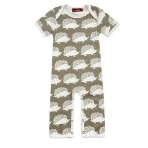 Milkbarn Short Sleeve Romper
Organic cotton, Grey Hedgehog 3/6m